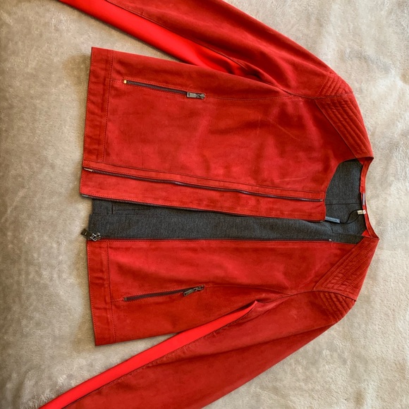 Elie Tahari red jacket with tags . Size small - Picture 6 of 9